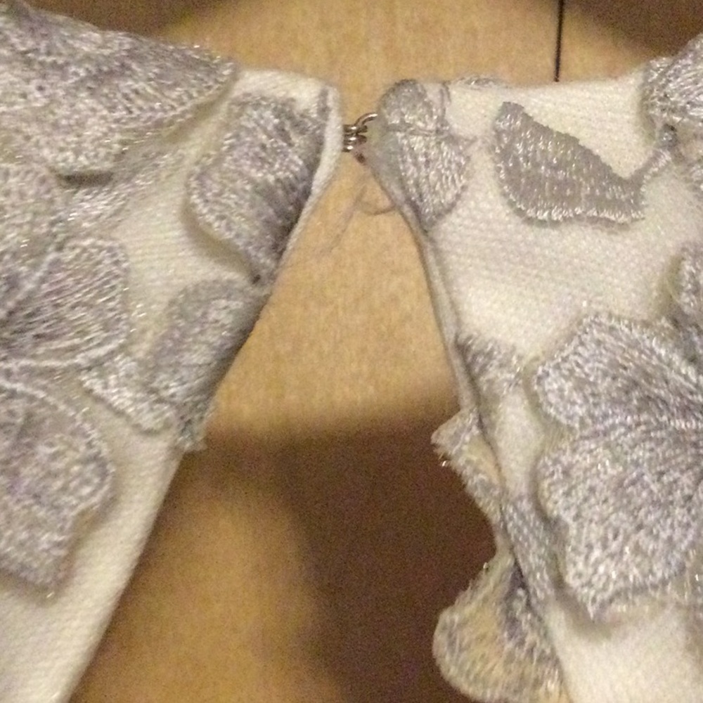 Nicole Bakti Women's Peach Flower Applique - Picture 8 of 16